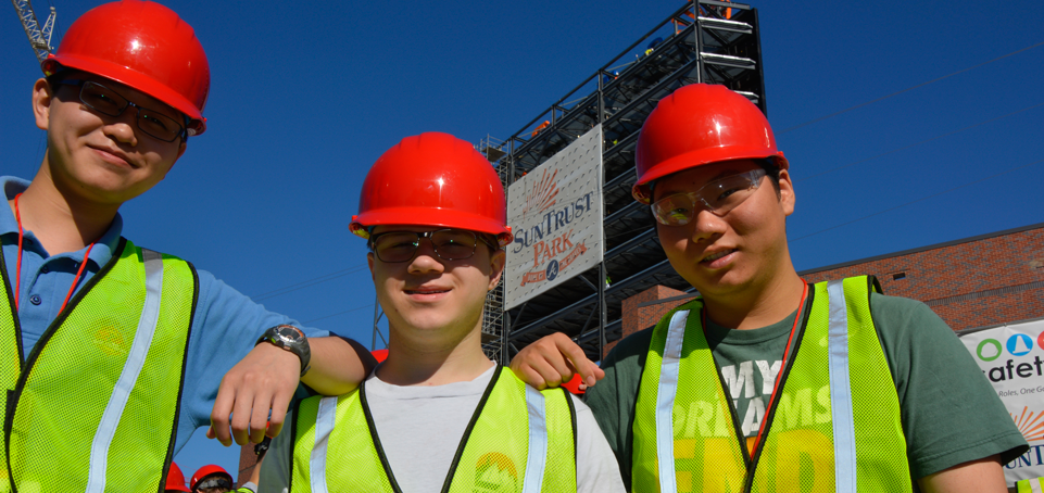 Explorers during Exploring Engineering Academy