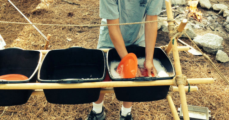 Camp dishwashing